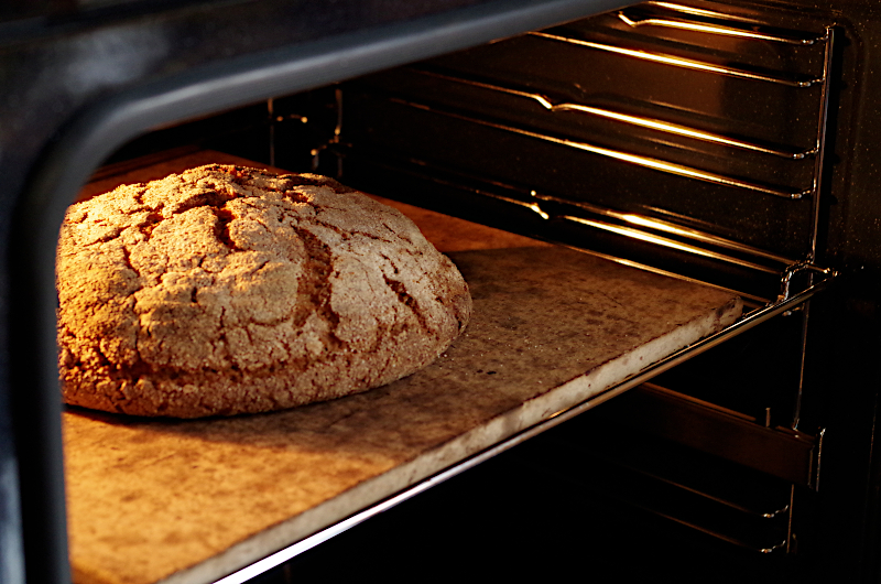 Духовка для выпечки хлеба в домашних условиях: на что обратить внимание